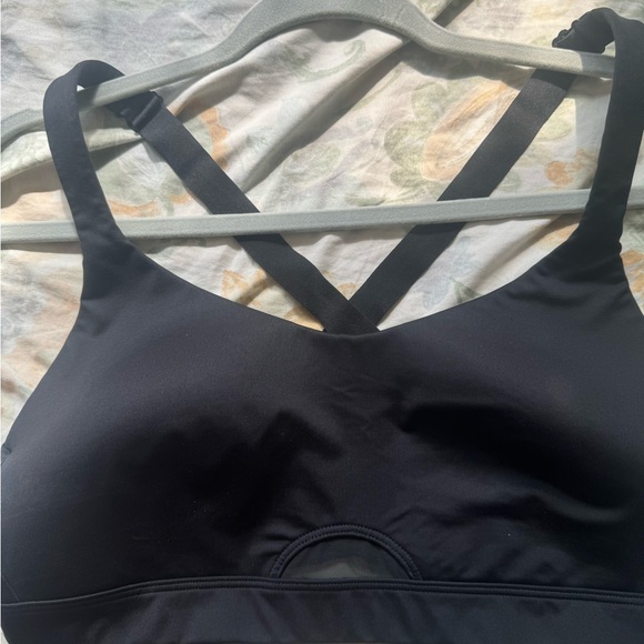 NWOT Victoria Secret sports bra - Picture 6 of 7
